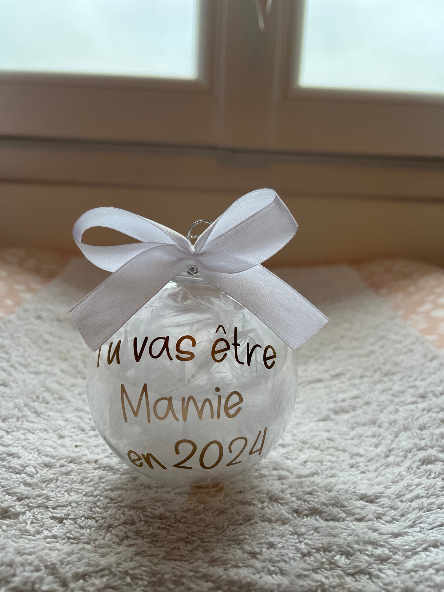Boule de Noël révélation « mamie »