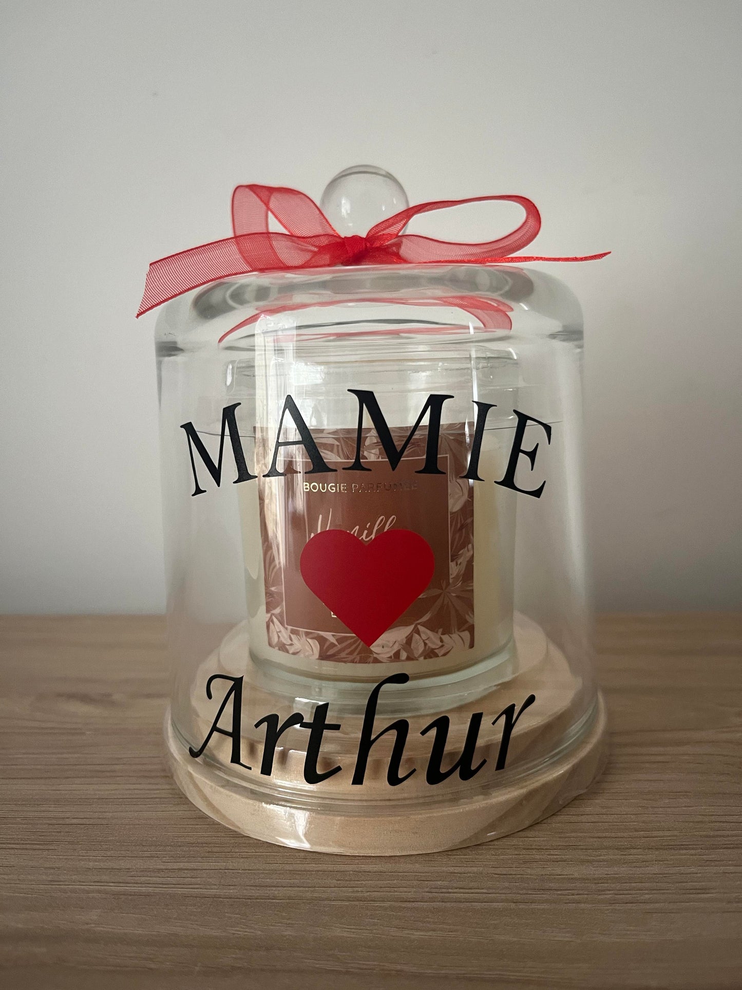 Bougie sous cloche
