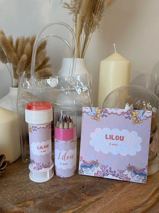 Kit coloriage / cadeau de table enfant