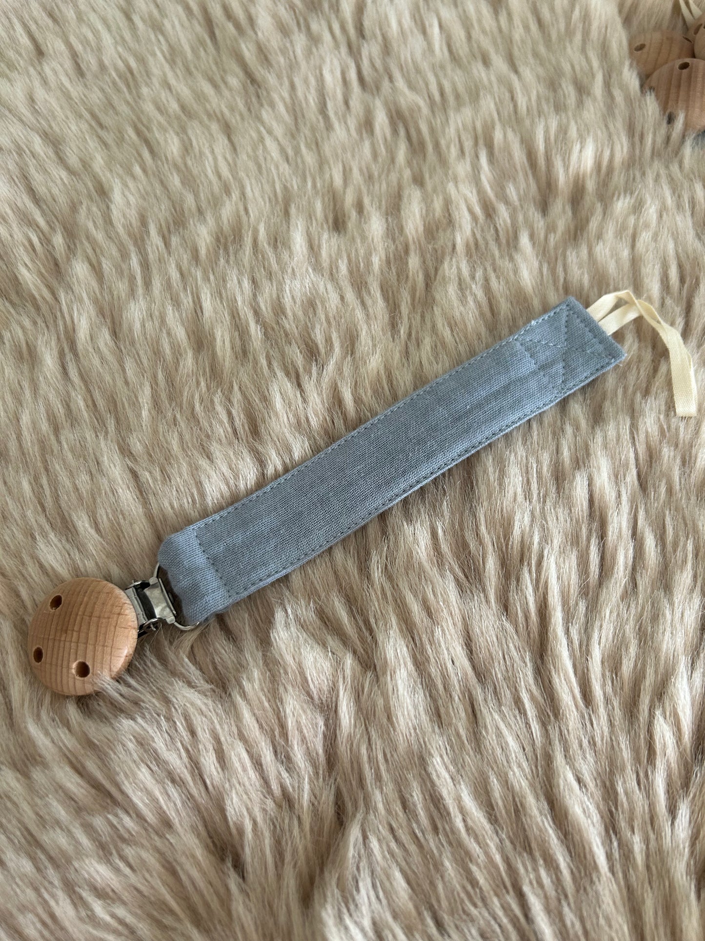 Attache tétine