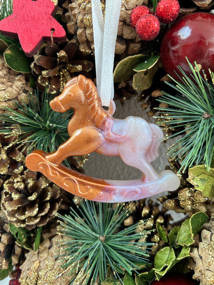 Ornement de Noël " Cheval a bascule "