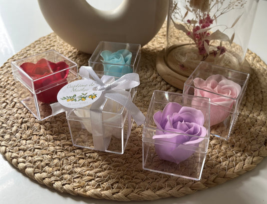 Boîte acrylique transparente avec fleur de savon